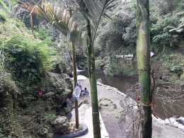 Pemandangan wisata Curug Pinang dari atas (Dok. Pribadi)