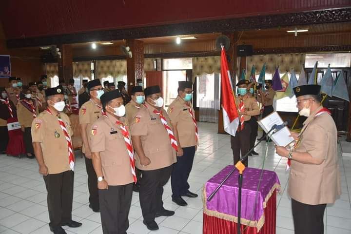 Pelantikan Pengurus Kwarcab Pramuka Padang Pariaman. (foto dok facebook edo syaputra)
