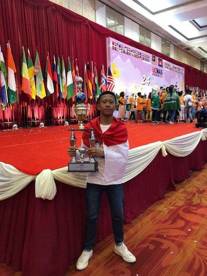  Andi Fathurrozi Ramadhani saat berhasil memenangkan kejuaraan UCMAS 2018 di Kuala Lumpur/Dok Andi Fathurrozi Ramadhani