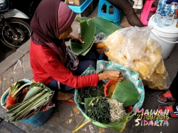 Penjual semanggi (Dokumentasi Mawan Sidarta) 