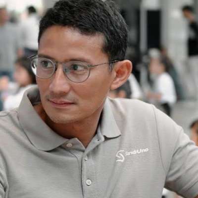 https://ekonomi.bisnis.com/