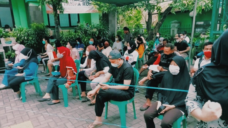 Antrian Vaksinasi Untuk Seluruh Warga Sunter Agung, Tanjung Priok, Kota Jakarta Utara (Sumber: dokpri)