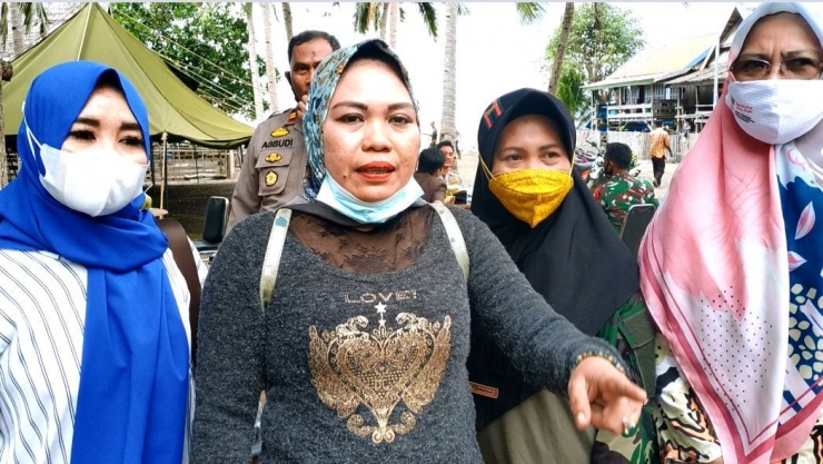 Sri Yuliani SE, Lurah Bontobangung, Dok TMMD Ke 111 Selayar