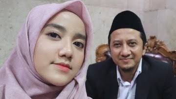 Wirda Salamah Ulya Mansur dan Yusuf Mansur (www.haibunda.com)