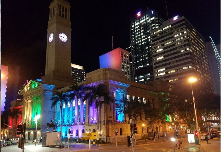 Suasana Malam Hari di City Hall Brisbane | Koleksi Iffat Mochtar