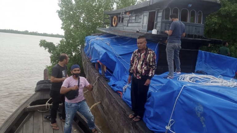 Kapal bermotor penyelundup diamankan polisi di Labuhanbatu Sumatera Utara (Dok.Polres Labuhanbatu)