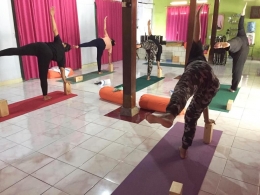 Selasa (22/06/2021) kegiatan kelas yoga di pagi hari