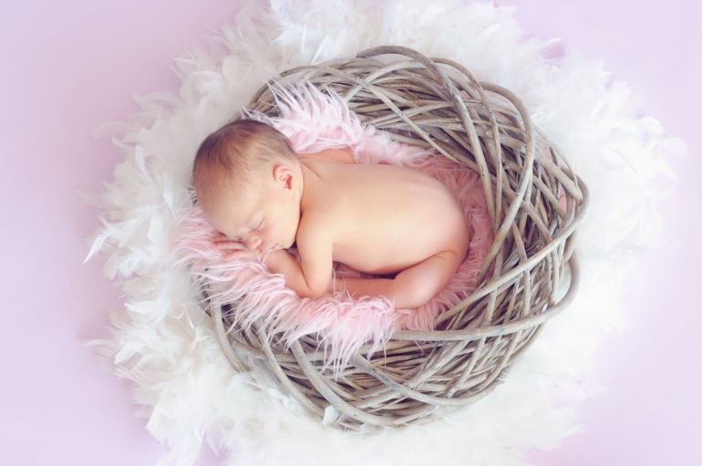 Foto bayi baru lahir | pexels/pixabay