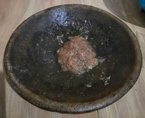 Ilustrasi bumbu yang disiapkan untuk  baluran saat membakar ayam, dokpri Yuli.  