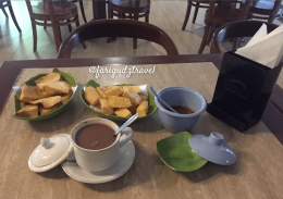 Warung kopi. Sumber : koleksi pribadi 