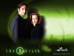 Mulder dan Scully dalam serial 