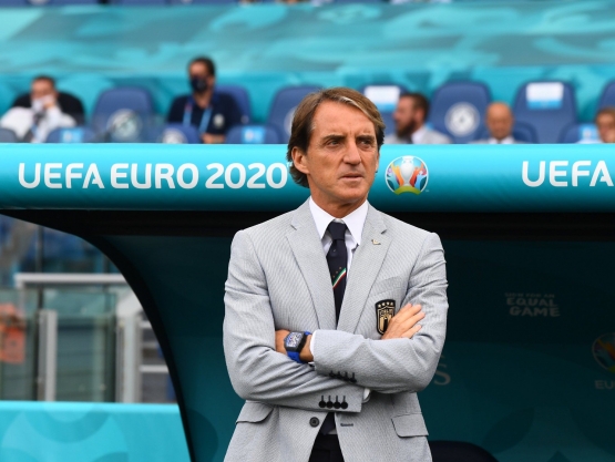Roberto Mancini hebat sebagai pemain dan pelatih/ foto: UEFA.com
