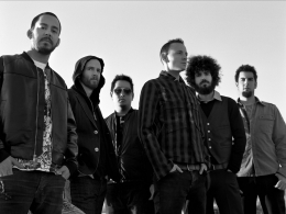Linkin Park di tahun 2007 pada sesi foto untuk album 