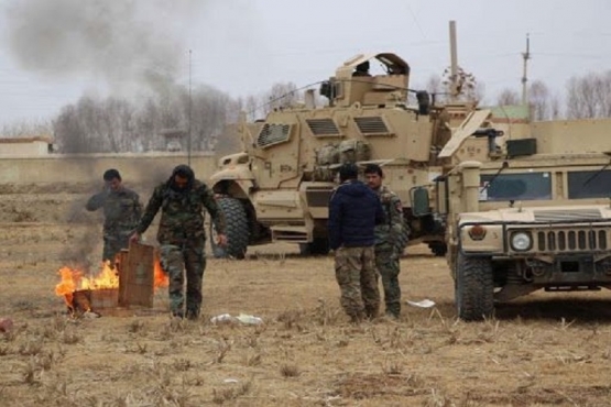 Tentara Afghanistan sedang mengikuti sebuah operasi militer untuk merebut kembali wilayah dari Taliban di distrik Chahar Dara, provinsi Kunduz, Afghanistan. Banyak orang khawatir apa yang akan terjadi di Afghanistan setelah Amerika Serikat mundur di bulan September nanti. | Sumber: IANS/www.thestatesman.com