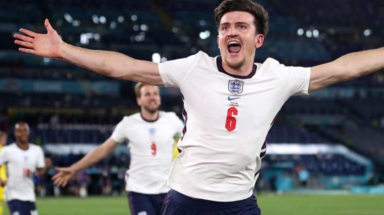 Foto: Harry Maguire rayakan gol ke-2 Inggris saat melawan Ukraina pada babak 8 besar Euro 2020 (Sumber: Sky Sports)