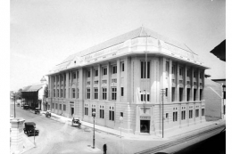 Kantor Nederlandsch Indische Escompto Maatschappij di Batavia (tahun 1920-an) cikal bakal Bank Dagang Negara (BDN). Sumber: Kompas.com
