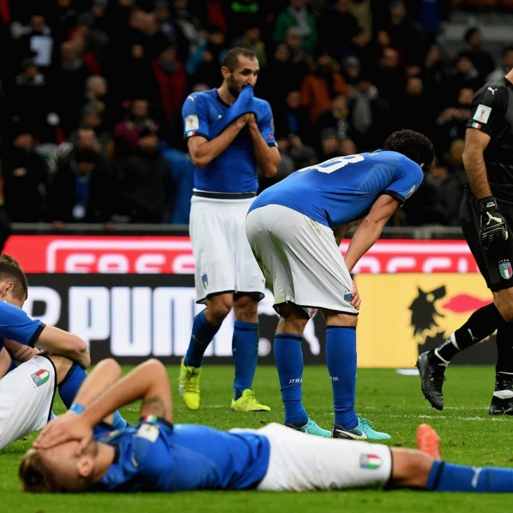 Timnas Italia gagal lolos ke Piala Dunia 2018. Sumber : theguardian.com