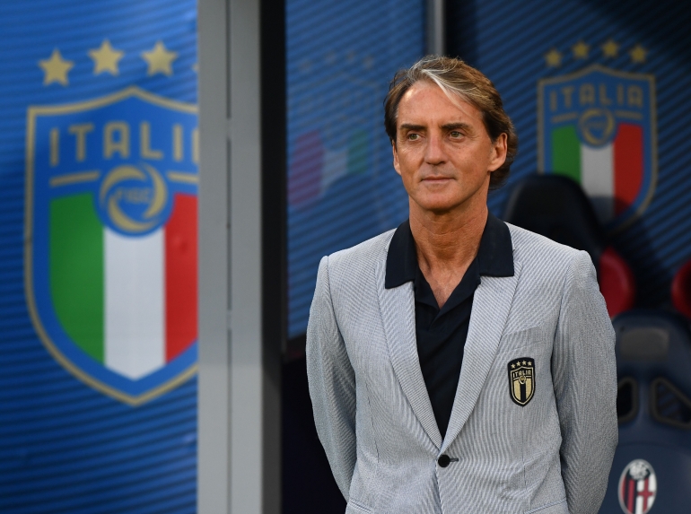 Roberto Mancini manajer Italia. Goal.com