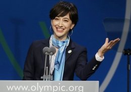 Takigawa Christel saat presentasi utk menjadi host city Olimpiade (AP via biz-journal.jp)