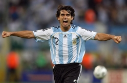Roberto Ayala bek tangguh Argentina/cooaamerica.com