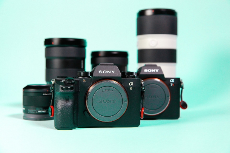 Sony (Photo by Claudio Schwarz on Unsplash)