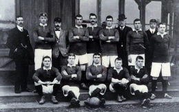 Nottingham Forest di Argentina tahun 1905. Sumber: wikimedia