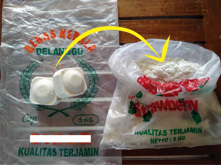 Plastik bekas untuk alas menghaluskan garam blok | foto: KRAISWAN
