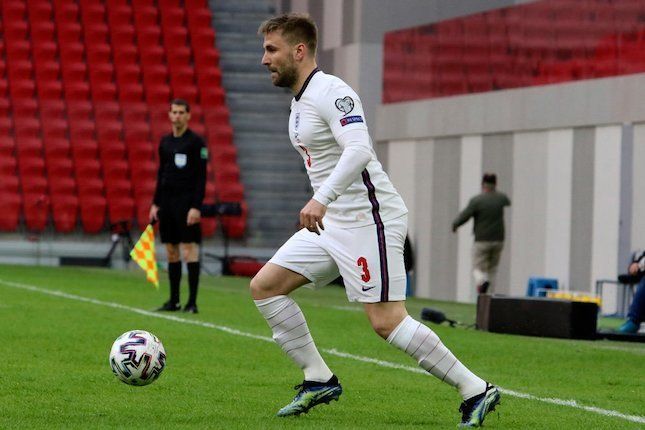 Bek Timnas Inggris Luke Shaw yang berhasil menciptakan rekor gol tercepat final Euro dalam waktu 2 menit (AP Photo).