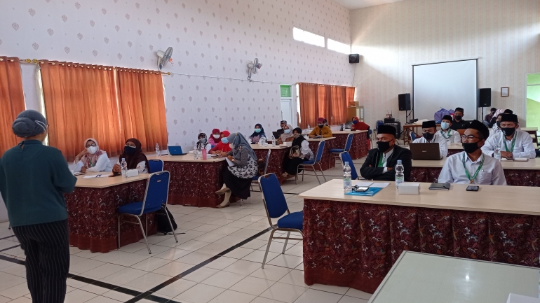 Gambar 1. Kegiatan Workshop di MTsN 2 Kota Malang (Dokpri)