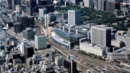 www.vinoly.com  - Tokyo International Forum, terletak di Chiyoda, pusat metropolitan Tokyo, SCBD dengan bangunan2 pencakar langit serta desain2 futuristik nya .....