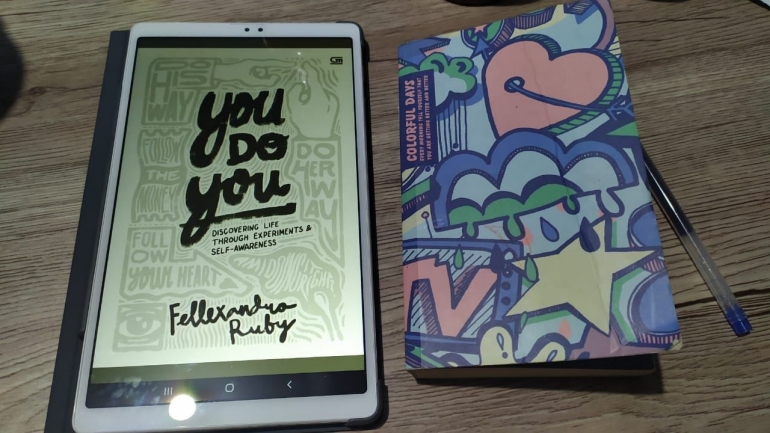 Cover buku 'You Do You' | Foto oleh Trian Ferianto
