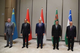 Kelima Kepala Urusan Luar Negeri Negara-negara Asia Tengah/Sumber Gambar: mfa.uz