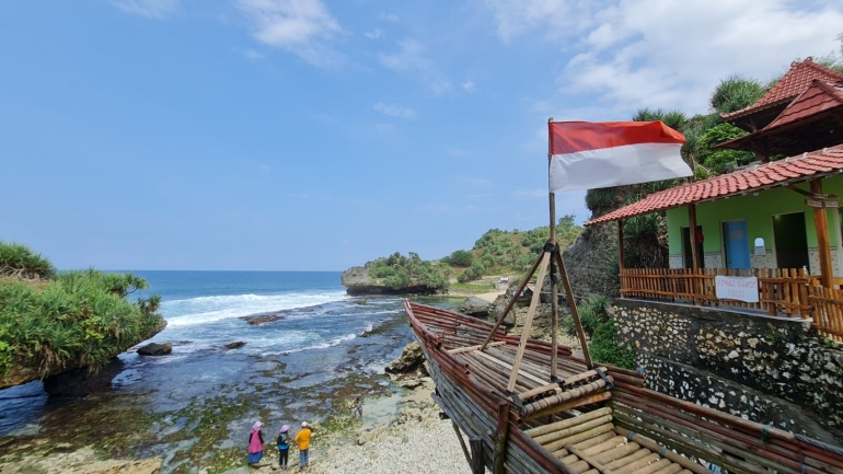  Di  Pantai  Mbuluk Gunung  Kidul  Saya Dapat Suasana Seperti  di  Pantai  