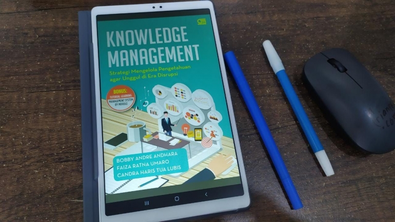 Buku elektronik Knowledge Management | Dok. Trian Ferianto