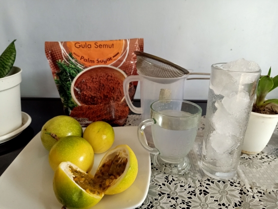 Minuman markisa dan gula merah/foto Sri Rohmatiah
