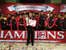 Para pemain Erlangga FA saat menjuarai Turnamen Final Nasional AFF 2018. Sumber: Instagram @erlanggafootballclub