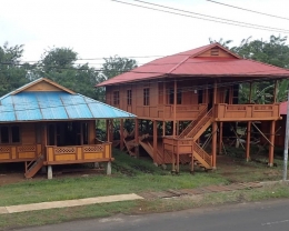 Rumah Woloan Kualitas Ekspor (Sumber: FB BP2LHK Manado)