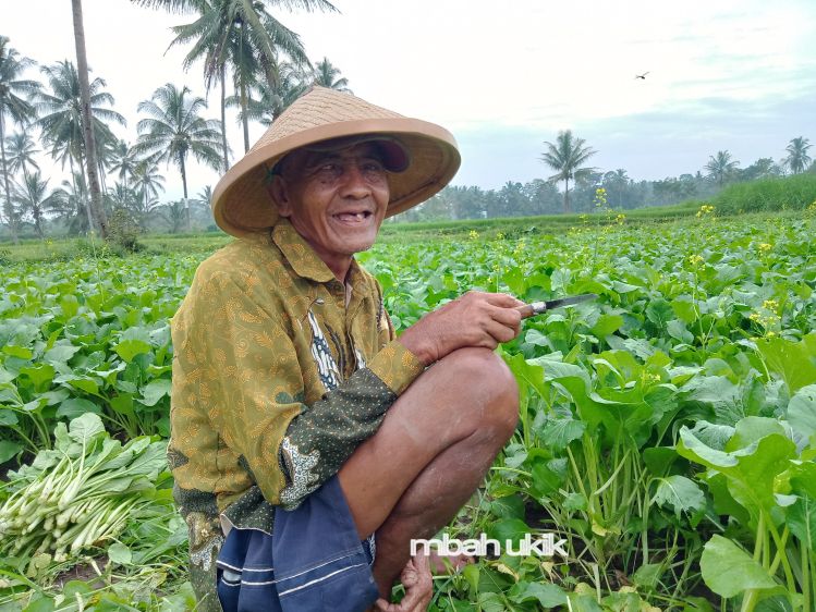 Tersenyum akan meringankan beban. (Dokpri)