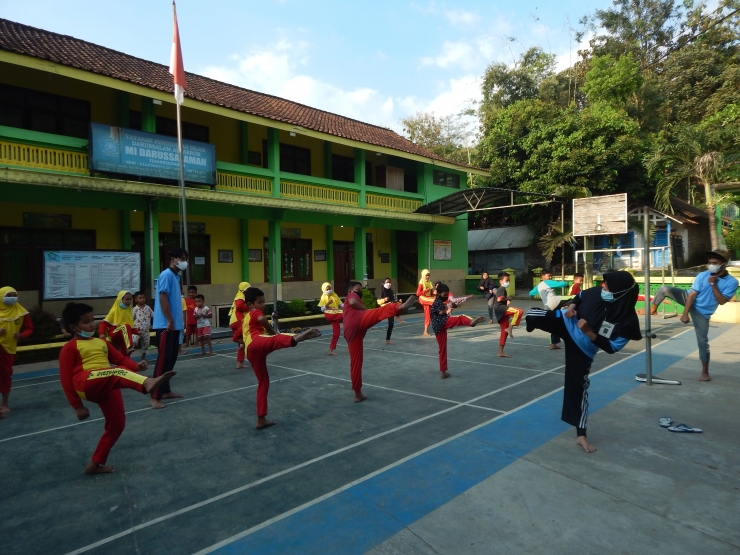 pelatihan diikuti oleh murid MI  (Dokpri)