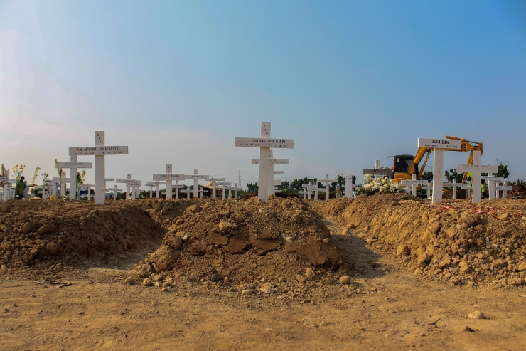 Kuburan Jenazah Covid-19 Kristen di TPU Rorotan Cilincing, Jakarta Utara, Minggu (18/7/2021). (Jonas/Mahasiswa)