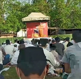 Pelaksanaan Salat Idul Adha di Lapangan BPS (dokpri)