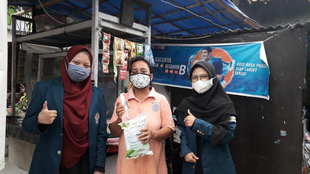 Bantu UMKM Terdampak Pandemi, Mahasiswa KKN UNDIP Edukasi Cara ...