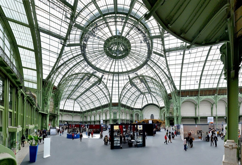 Interior Grand Palais-Paris. Sumber: David Pendery /wikimedia
