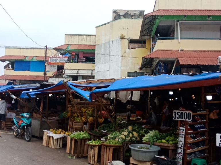Pasar Bantar Gebang, Bekasi (22/7/2021) oleh Bunga Darmayanti
