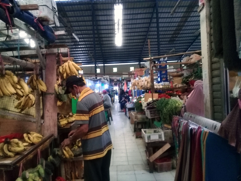 kondisi dalam Pasar Jambul Lama, Jakarta Timur/dokpri