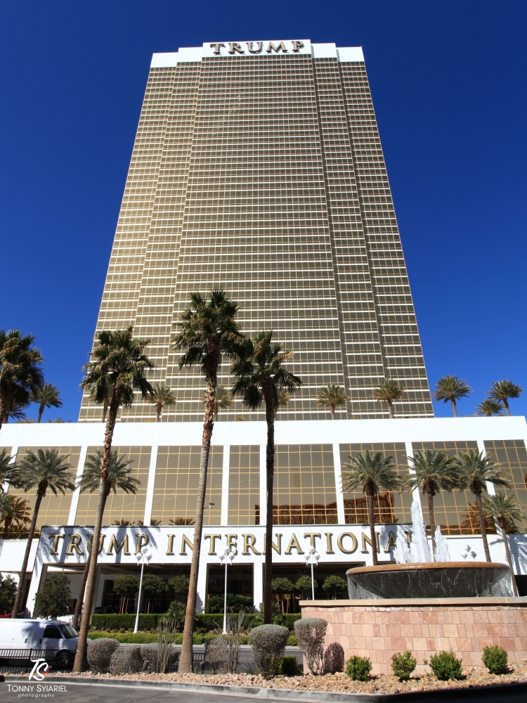 Donald Trump pun punya hotel di Las Vegas, meskipun tanpa kasino. Sumber: dokumentasi pribadi