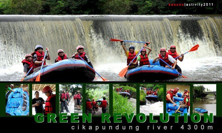 Arung Jeram. Foto : Teguh Tuhu Prasetyo  SaSuSu