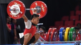 Eko Yuli Irawan, salah satu lifter kebanggaan Indonesia yang tetap konsisten menyumbang medali di olimpiade. Via tempo.co