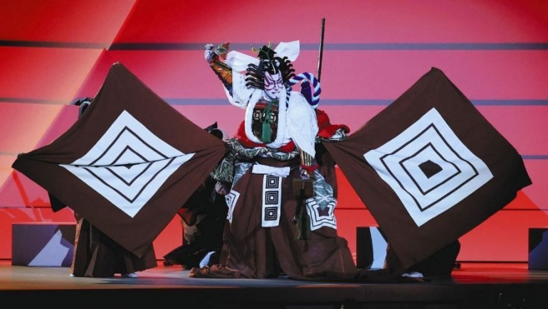 Pertunjukan Kabuki oleh Ichikawa Ebizou (Getty Images/Frank Fife)