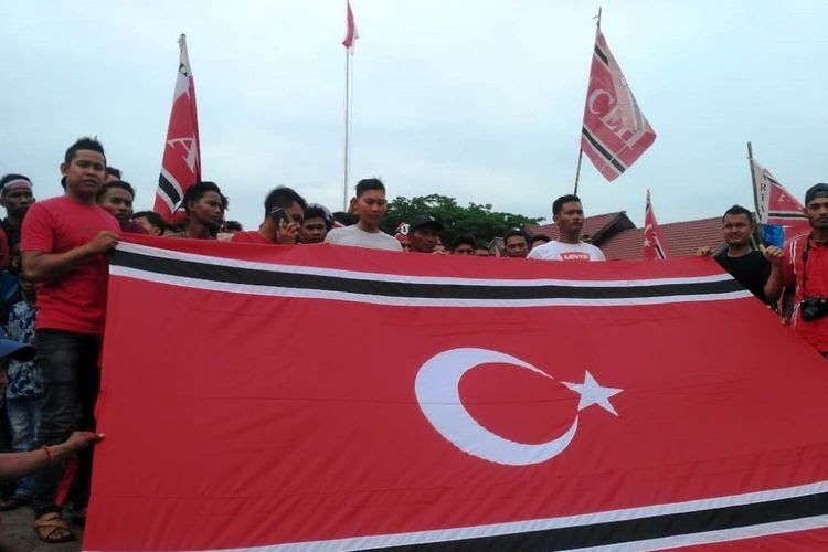 Bendera Partai Aceh. Foto: Kompas.com